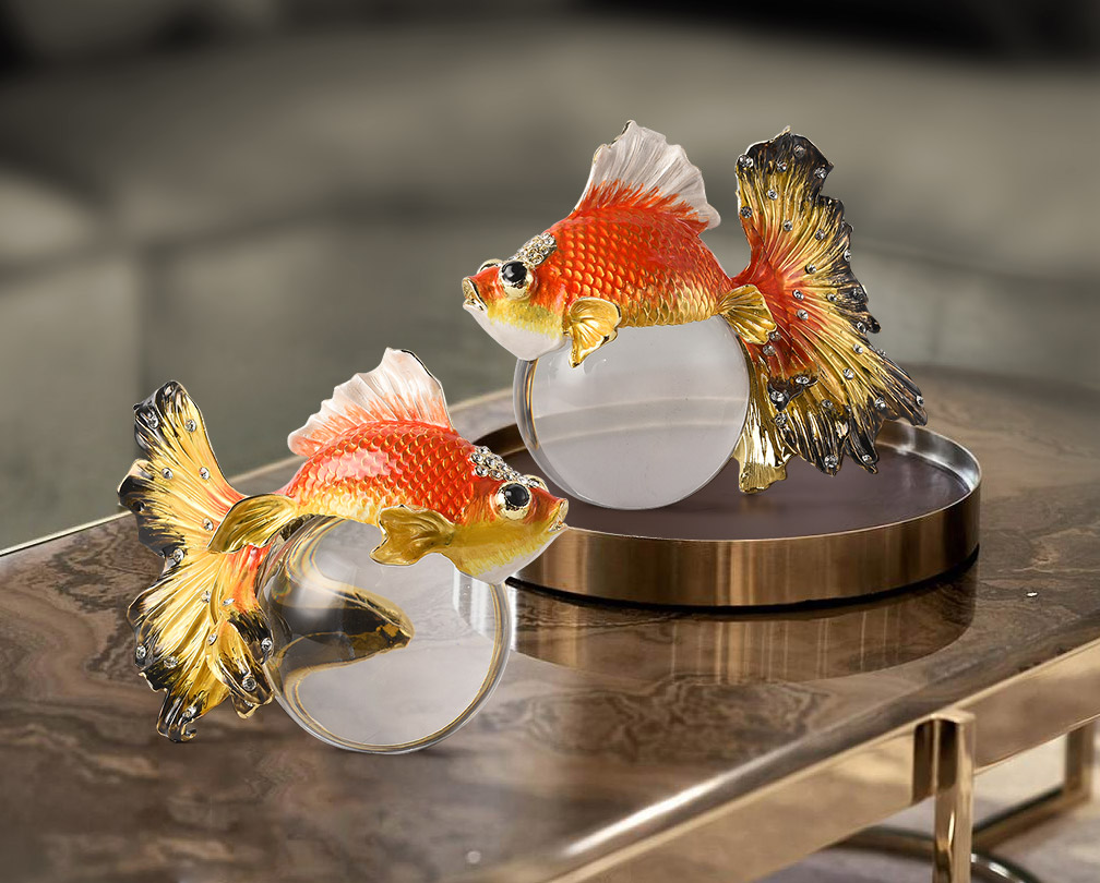 エナメルカラーの金魚クリスタルオーナメント